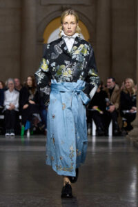 Qatar Museums presenta ERDEM: About Time, About Her 4 2 ERDEM Autumn Winter 2026 Look 1 1