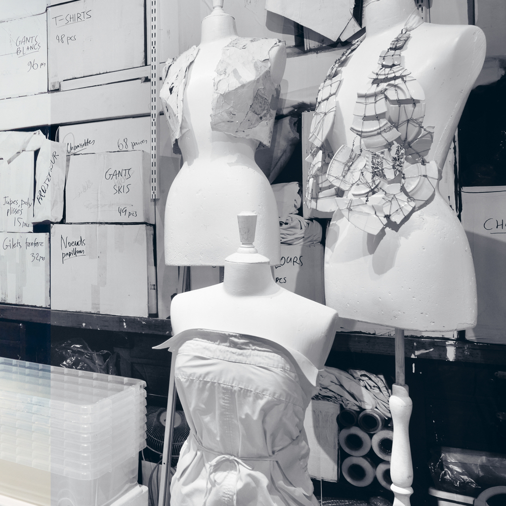 Martin Margiela in Fashion & Interiors. A Gendered Affair at MoMu – Fashion Museum Antwerp, 2025, © Museo de moda de Amberes (MoMu) Antwerp, Photo: Stany Dederen