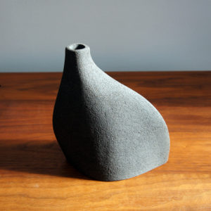 A BRAY DEPERNE sculpture black clay Alter ego