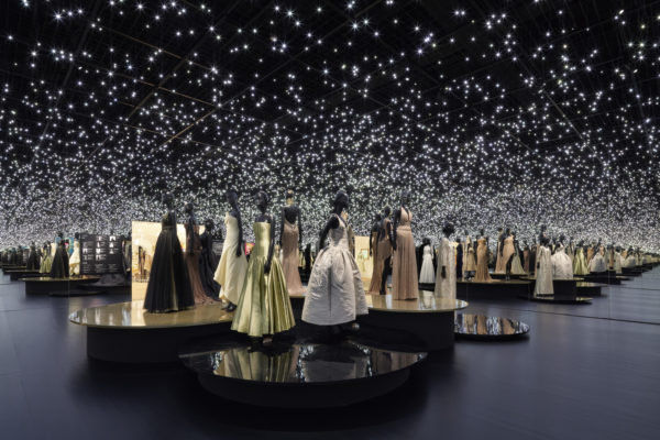 DIOR