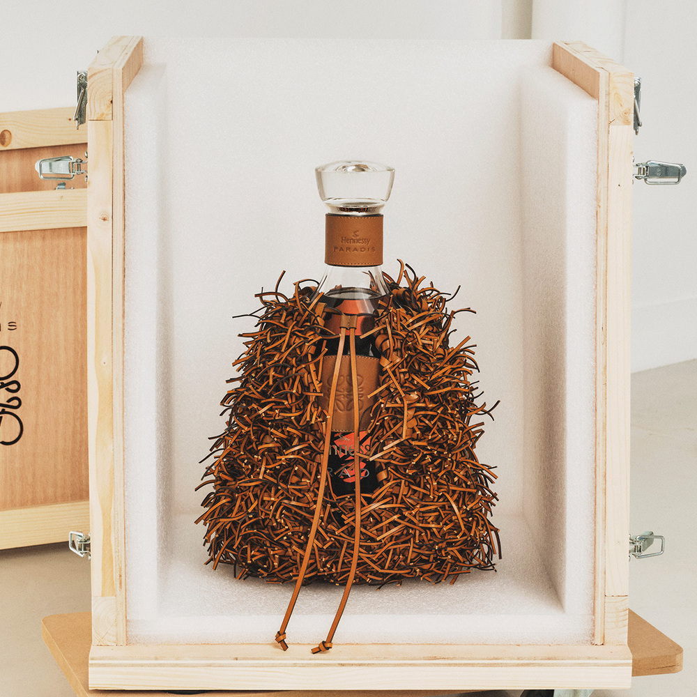 Hennessy Paradis Loewe