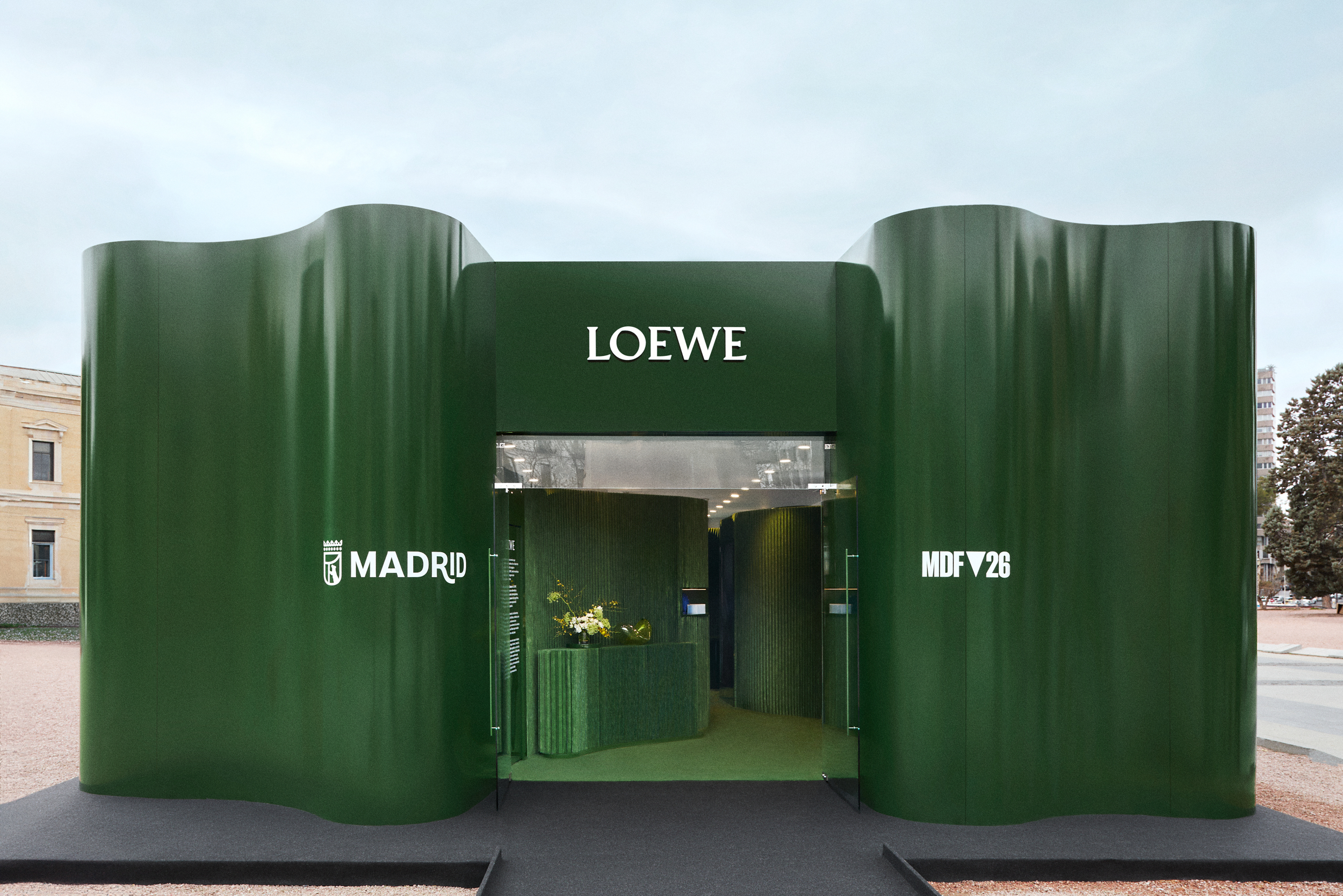LOEWE PERFUMES COLON MOLO 01