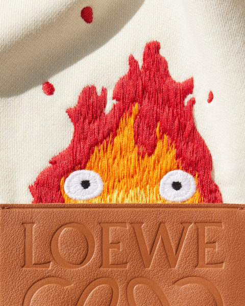 LOEWE SS23 HMC CLOSE UPS RGB CROPPED 4X5 4 scaled e1677690315707