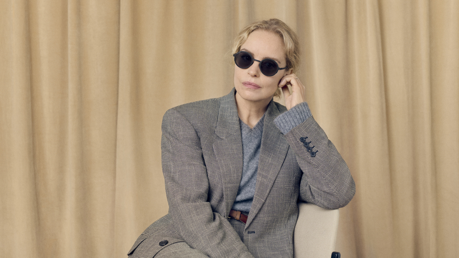 RIMOWA MYKITA Talent Stills Nina Hoss 16x9 02 1