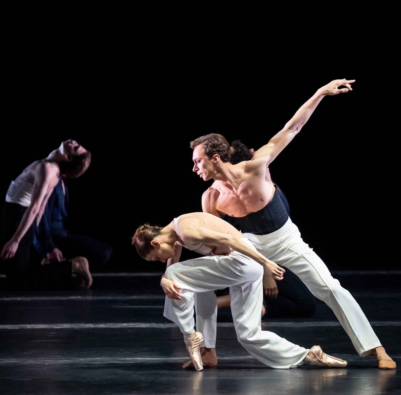 El Ballet Estatal de Viena deslumbra en Madrid con un impactante viaje ...