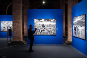 Aqua Mater: la exposición de Sebastião Salgado que invita a redescubrir la belleza y la fragilidad del agua en Madrid 6 Sebastiao Salgado Aqua Mater Fundacion Canal JOR9225 1