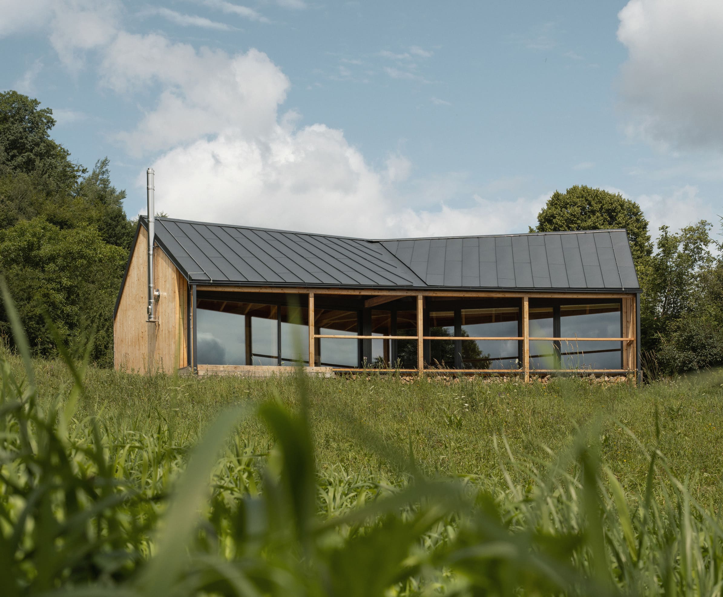 new how architects bohemian paradise house petr polak 31