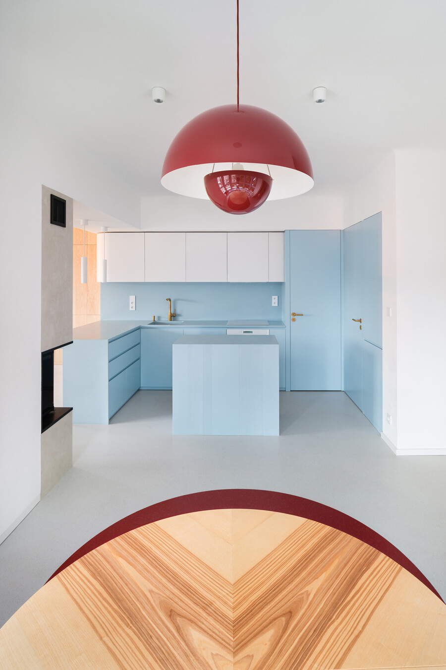 no architects blue window house studio flusser 08 1
