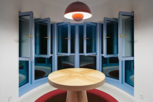 Blue Window House: renovación contemporánea de una vivienda modernista en Praga 2 unnamed 2 1 11